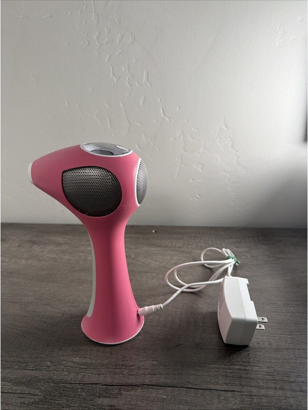 Tria Beauty LHR 4.0 Laser Hair Removal Device with Charger